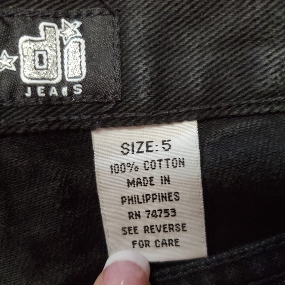 ZANA*DI BLACK JEAN SHORTS! - Picture 8 of 8